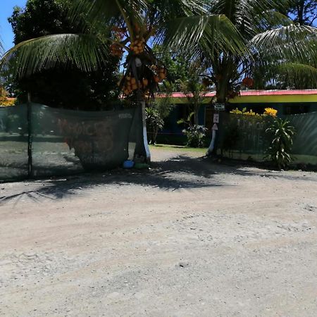 Rooms Palmeras Cahuita Esterno foto
