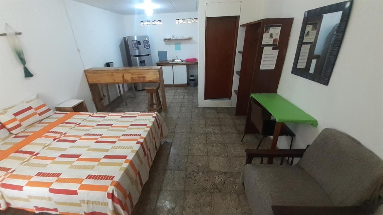 Rooms Palmeras Cahuita Esterno foto